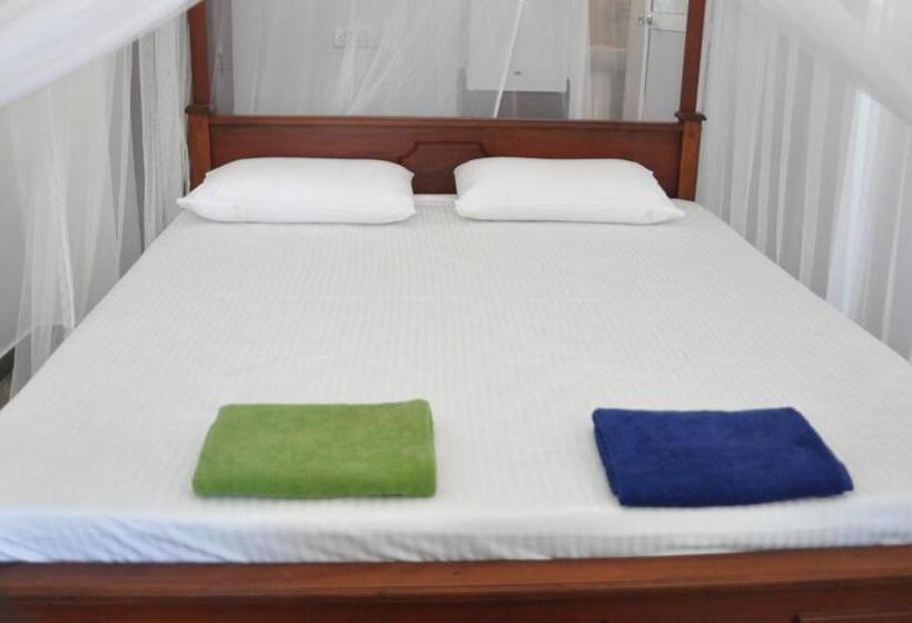 مبيت وإفطار The Ocean