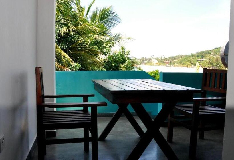 مبيت وإفطار The Ocean