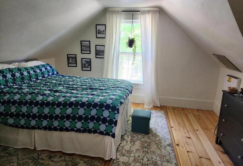 مبيت وإفطار Wrong Address