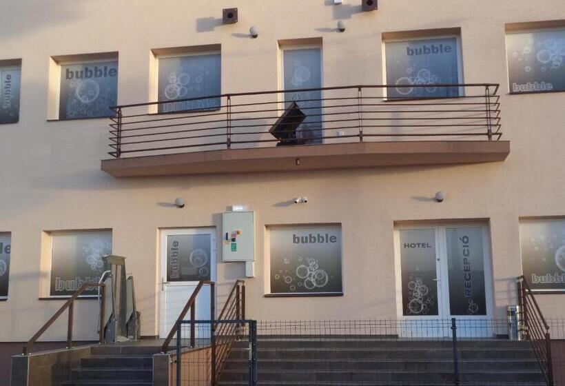 Bubble Hotel és Rendezvényközpont