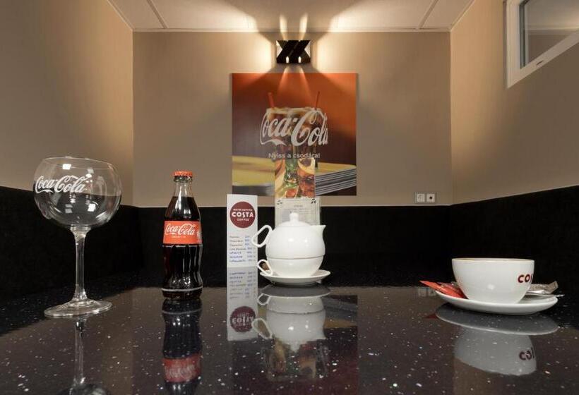 Bubble Hotel és Rendezvényközpont