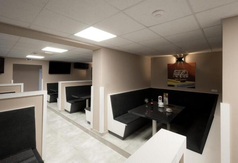 Bubble Hotel és Rendezvényközpont