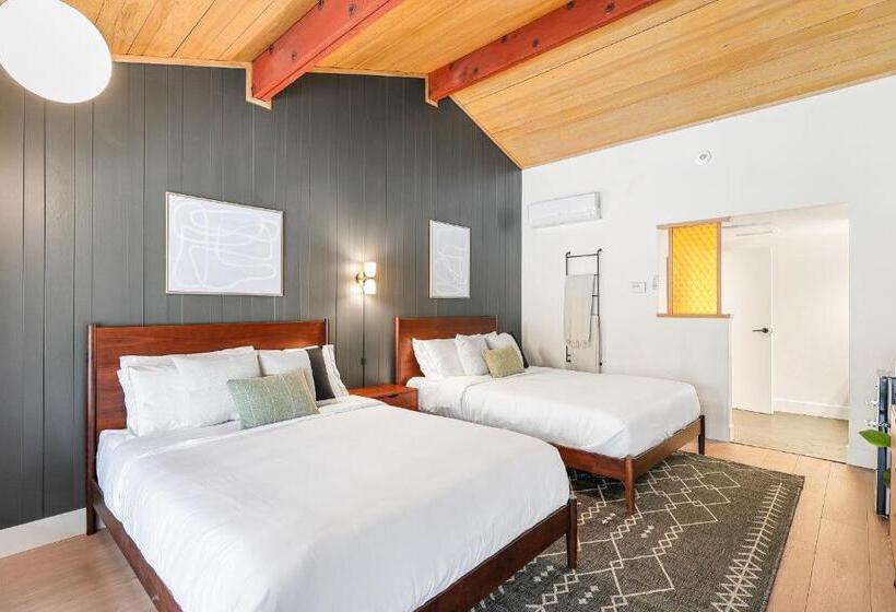 Cave Springs Resort