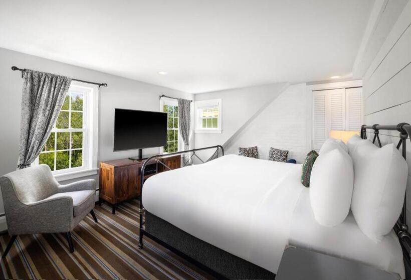 Equinox Resort Residences