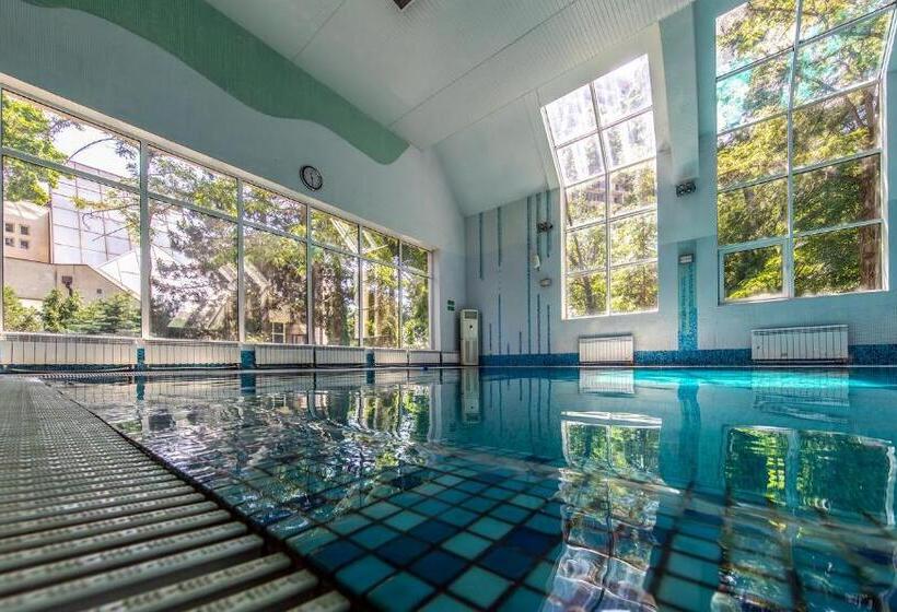 هتل біла акація