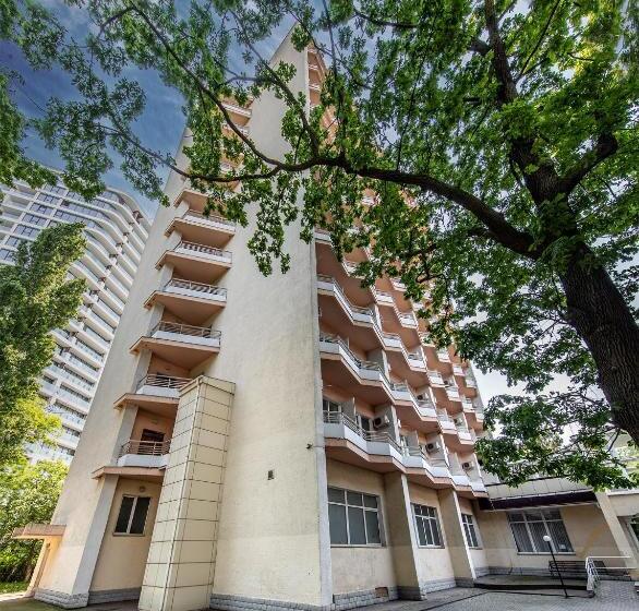 هتل біла акація