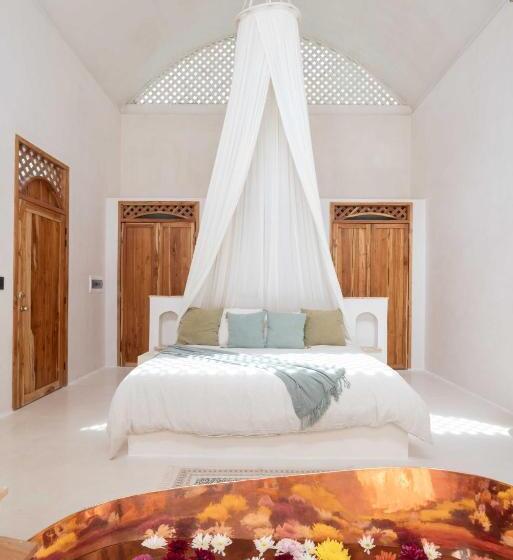 هتل Anat Tantric Boutique