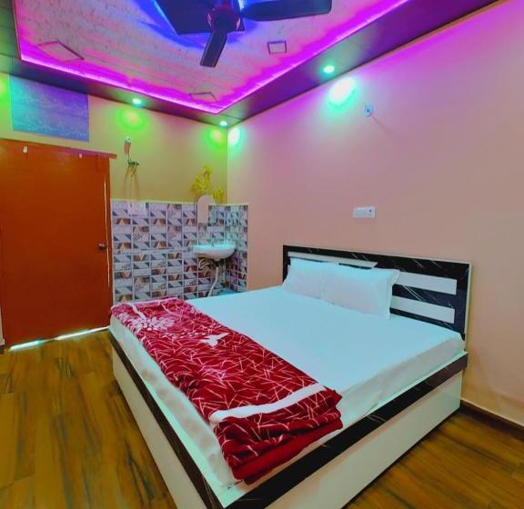 ホテル Ayodhya Residency 5 Min Walking From Ram Janmabhoomi