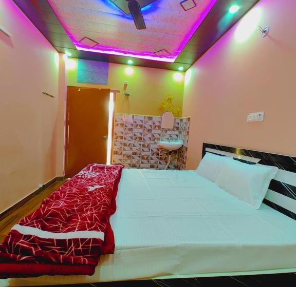 ホテル Ayodhya Residency 5 Min Walking From Ram Janmabhoomi