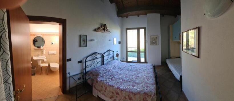 ホテル Azienda Agricola Biologica Le Lucciole