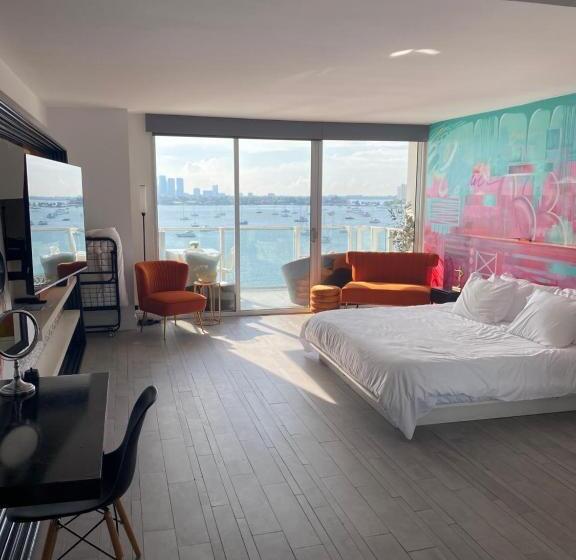 בית מלון כפרי Bay View King Suite With Balcony