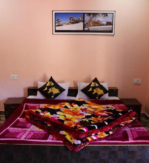 فندق Chail Alone Inn