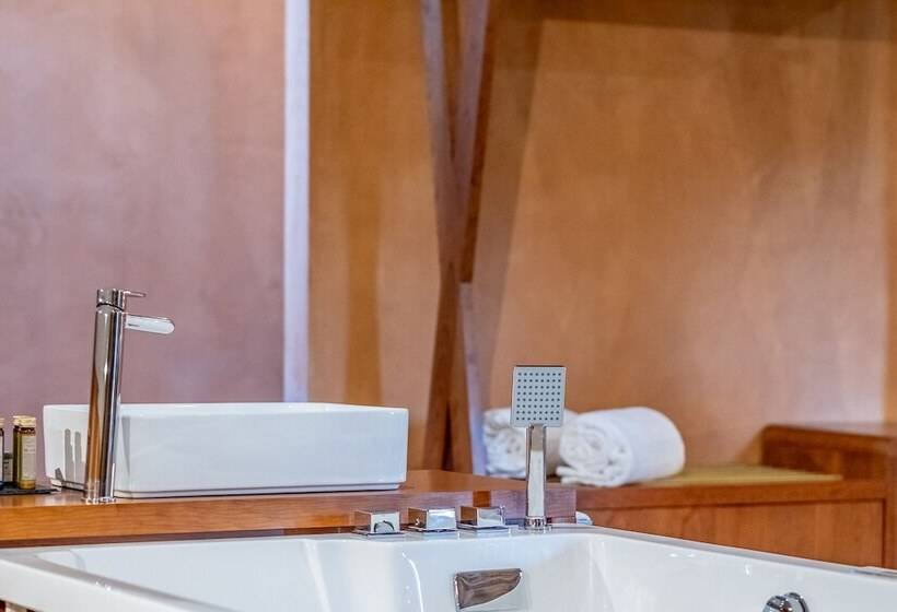 酒店 Cherry Sculpture