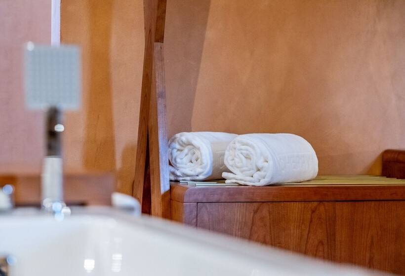 酒店 Cherry Sculpture