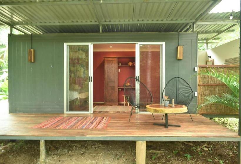 فنادق الكبسولة Alegria River Hideaway And Retreats