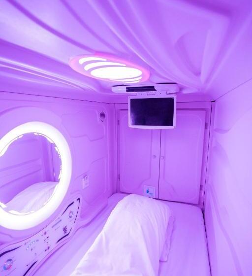 カプセルホテル Naptapgo   Japanese Premium Pod Hotel   Walk To Noida Electronic City Metro! Wifi, Lounge