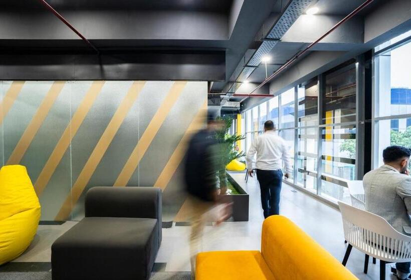 カプセルホテル Naptapgo   Japanese Premium Pod Hotel   Walk To Noida Electronic City Metro! Wifi, Lounge