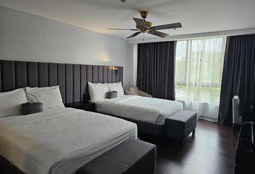 בית מלון כפרי Baguio Forest Lodge At Camp John Hay 004