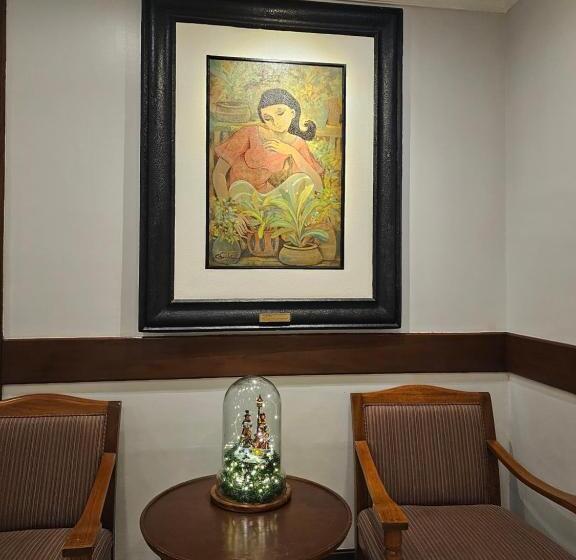 בית מלון כפרי Baguio Forest Lodge At Camp John Hay 004