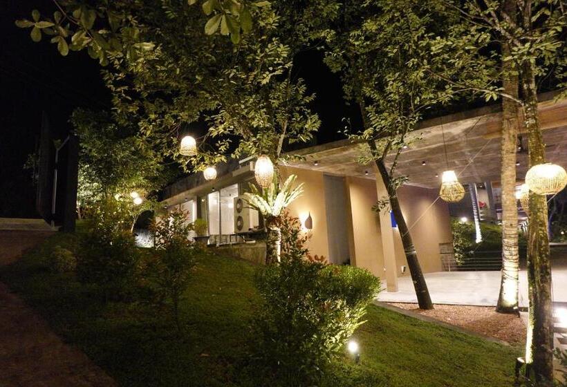 Отель Heaven De Fountain