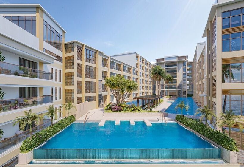 هتل Henann Premier Coast Resort