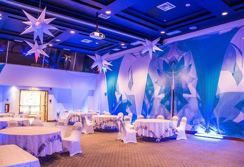 هتل Kualamaná Cafam Melgar