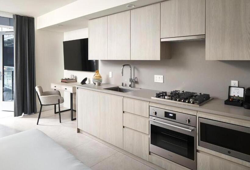 هتل Level Chicago Fulton Market