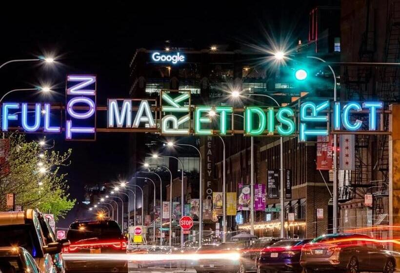 هتل Level Chicago Fulton Market