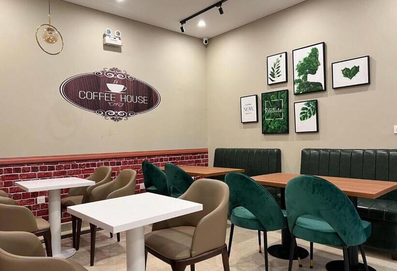 هتل Lucky Sea View Grand World Phu Quoc