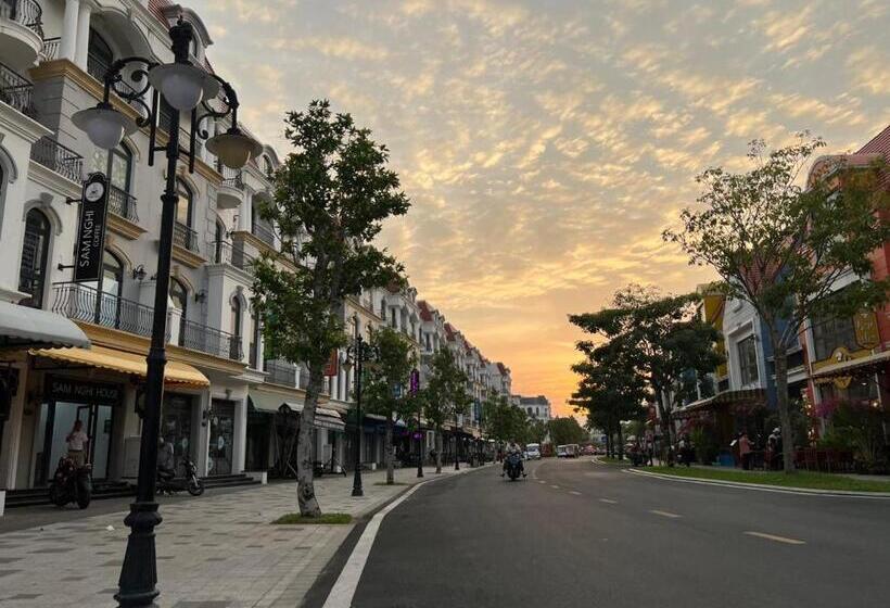 هتل Lucky Sea View Grand World Phu Quoc