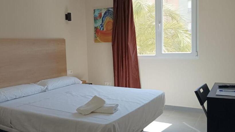 ホテル Marina Elche