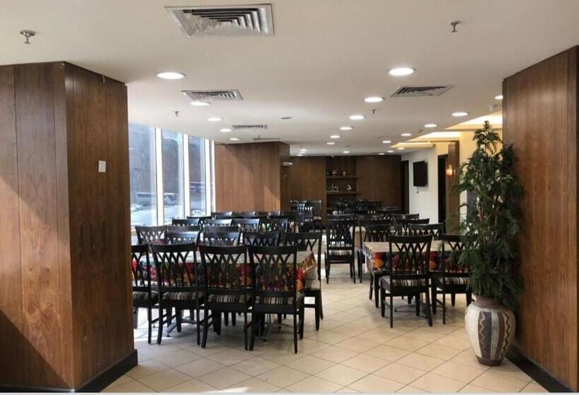 בית מלון כפרי Mira Awan