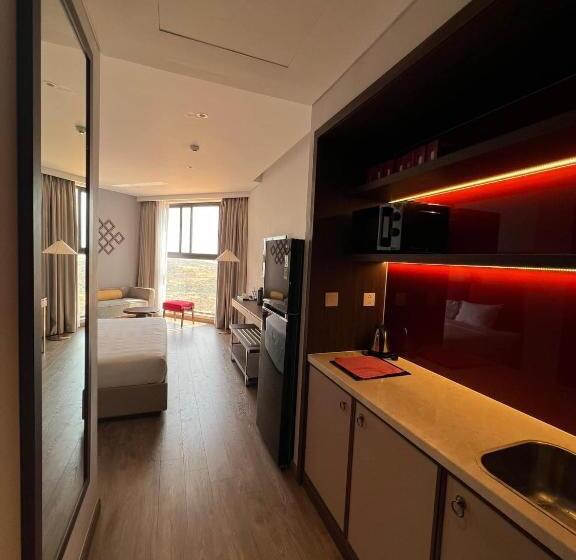 هتل Moon Apec Mandala Mũi Né