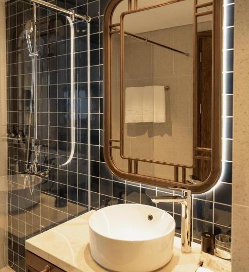 هتل Moon Apec Mandala Mũi Né