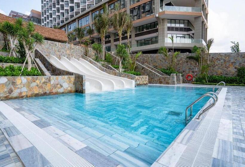 هتل Moon Apec Mandala Mũi Né