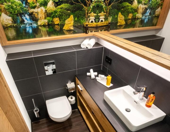 Отель Nashi Rooms