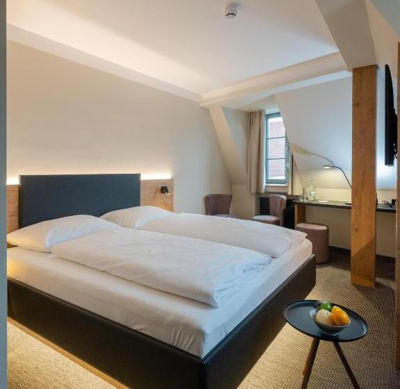 Отель Nashi Rooms