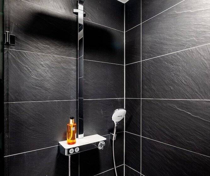 Отель Nashi Rooms