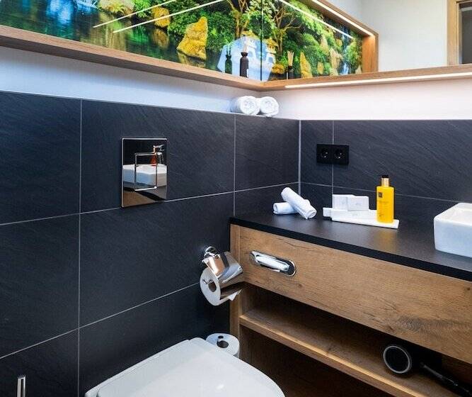 Отель Nashi Rooms