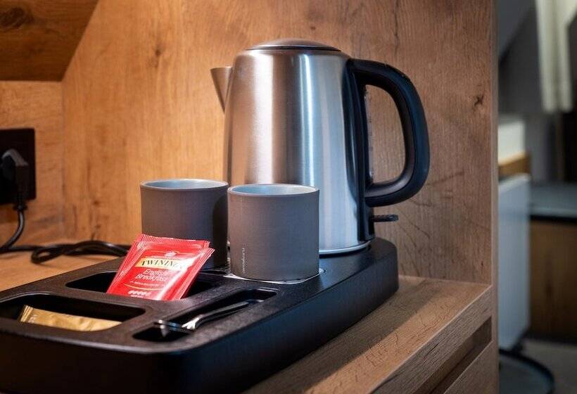 Отель Nashi Rooms