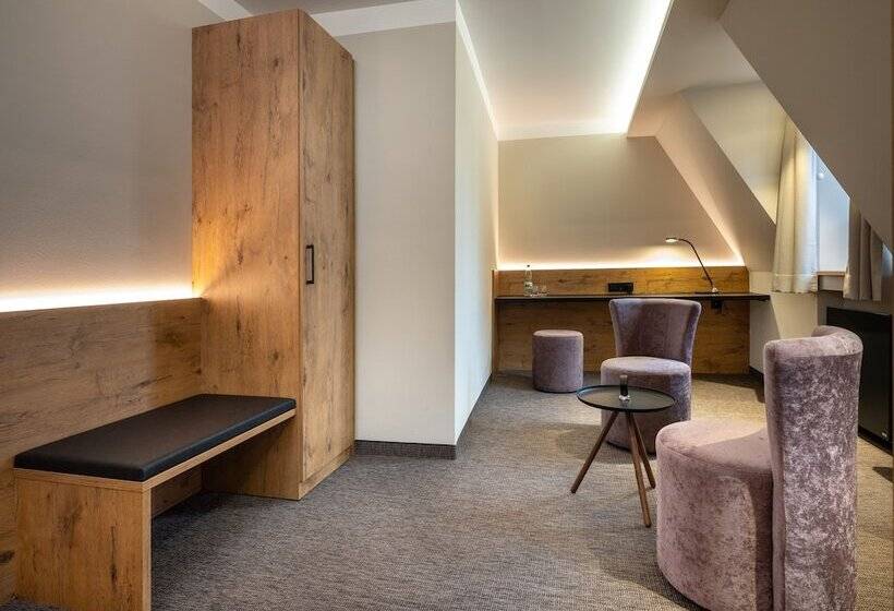 Отель Nashi Rooms