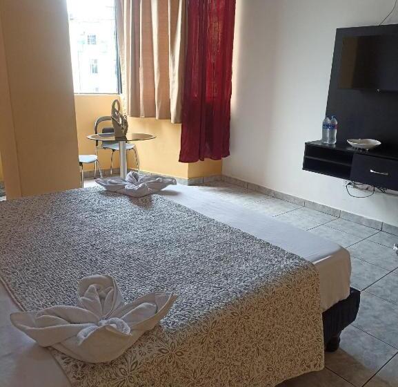 בית מלון כפרי Olmedo Plaza