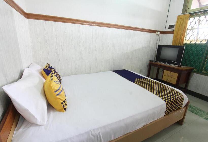 호텔 Oyo 93247 Pondok Pariwisata