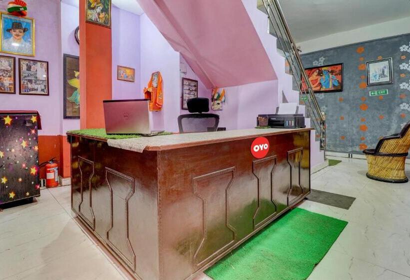 فندق Oyo Flagship Rajan Residency