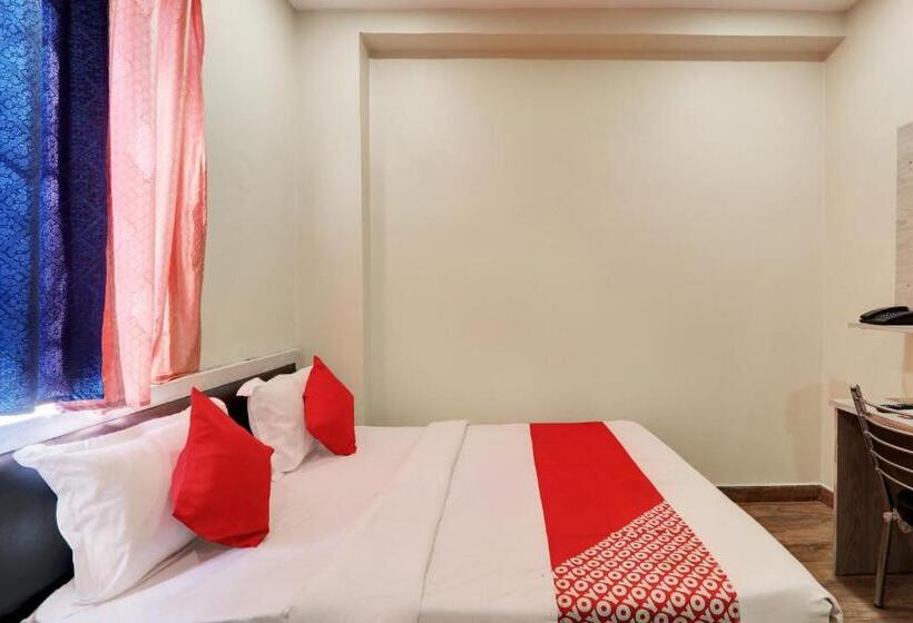 فندق Oyo Flagship Royal Guest House