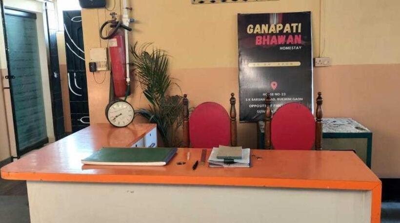 ホテル Oyo Ganapati Bhawan Homestay