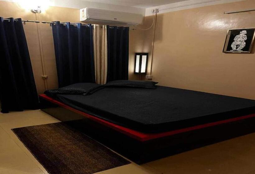 ホテル Oyo Ganapati Bhawan Homestay