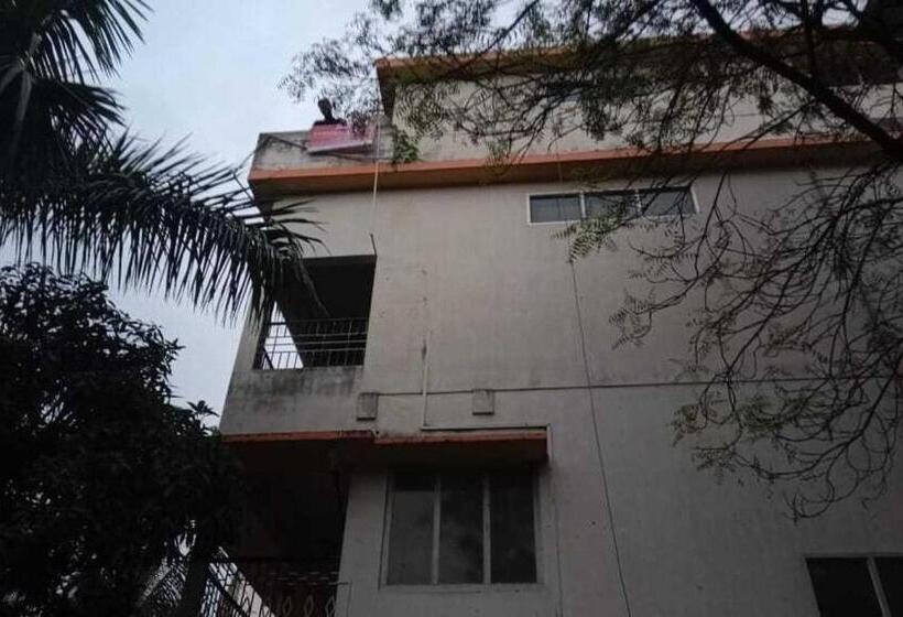 ホテル Oyo Ganapati Bhawan Homestay