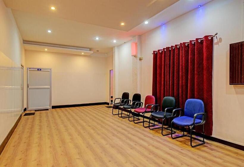 ホテル Oyo Ganapati Bhawan Homestay