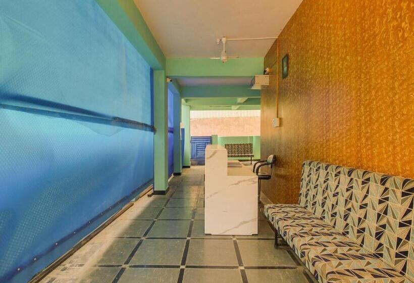 هتل Oyo R.j.international